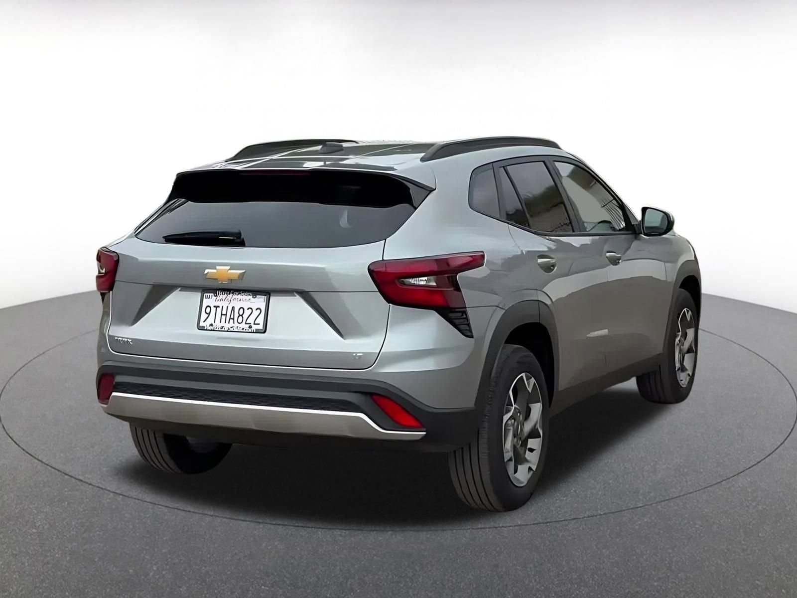 Thumbnail: 2025 Chevrolet Trax - 14