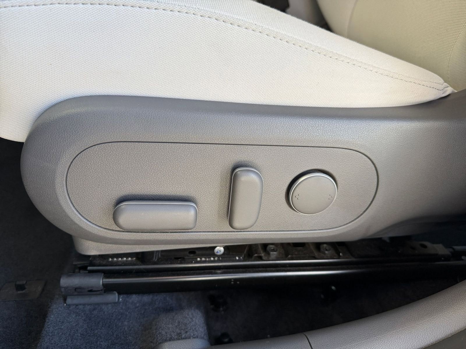 Thumbnail: 2025 Hyundai Kona - 23