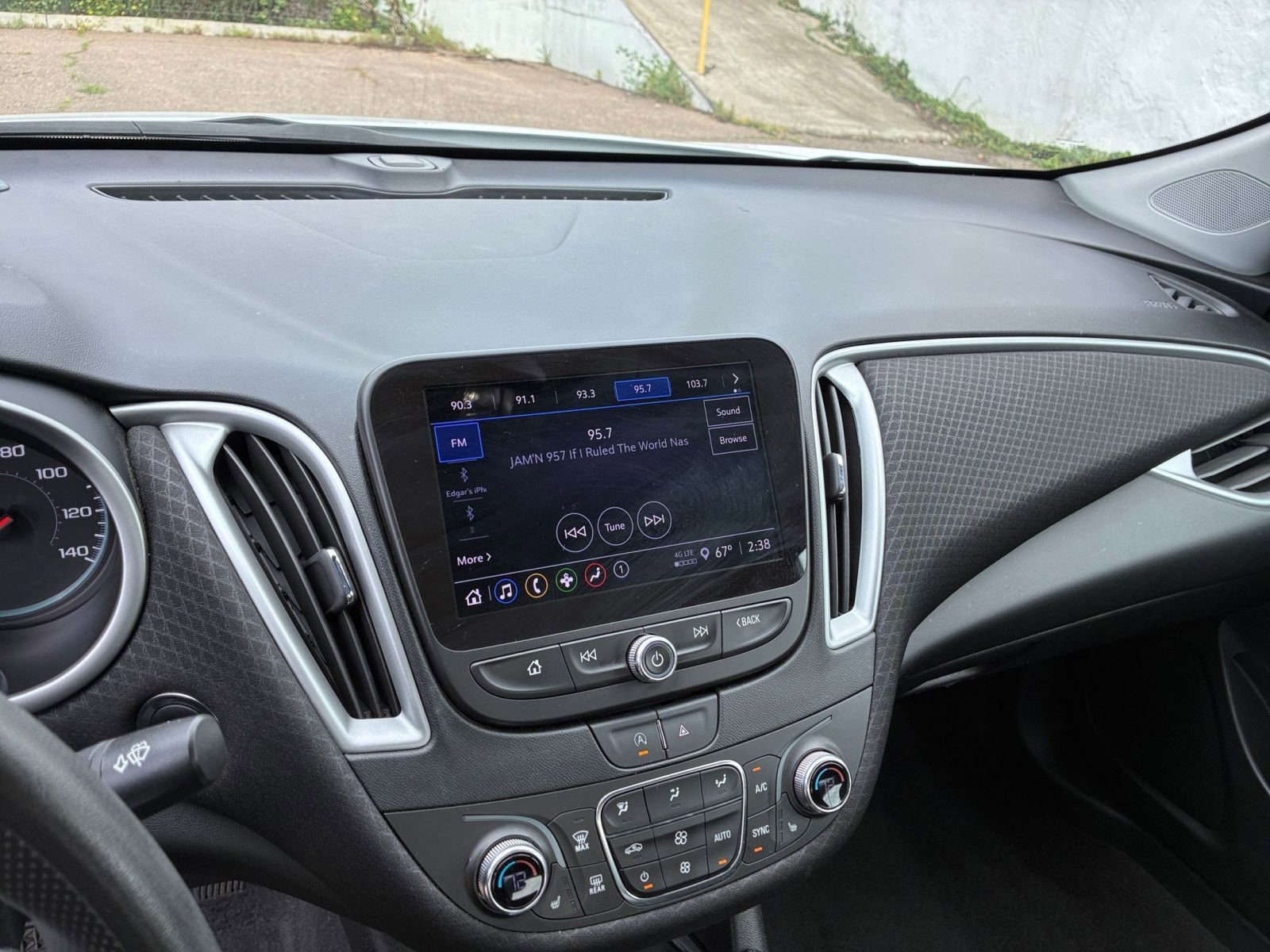 Thumbnail: 2024 Chevrolet Malibu - 20