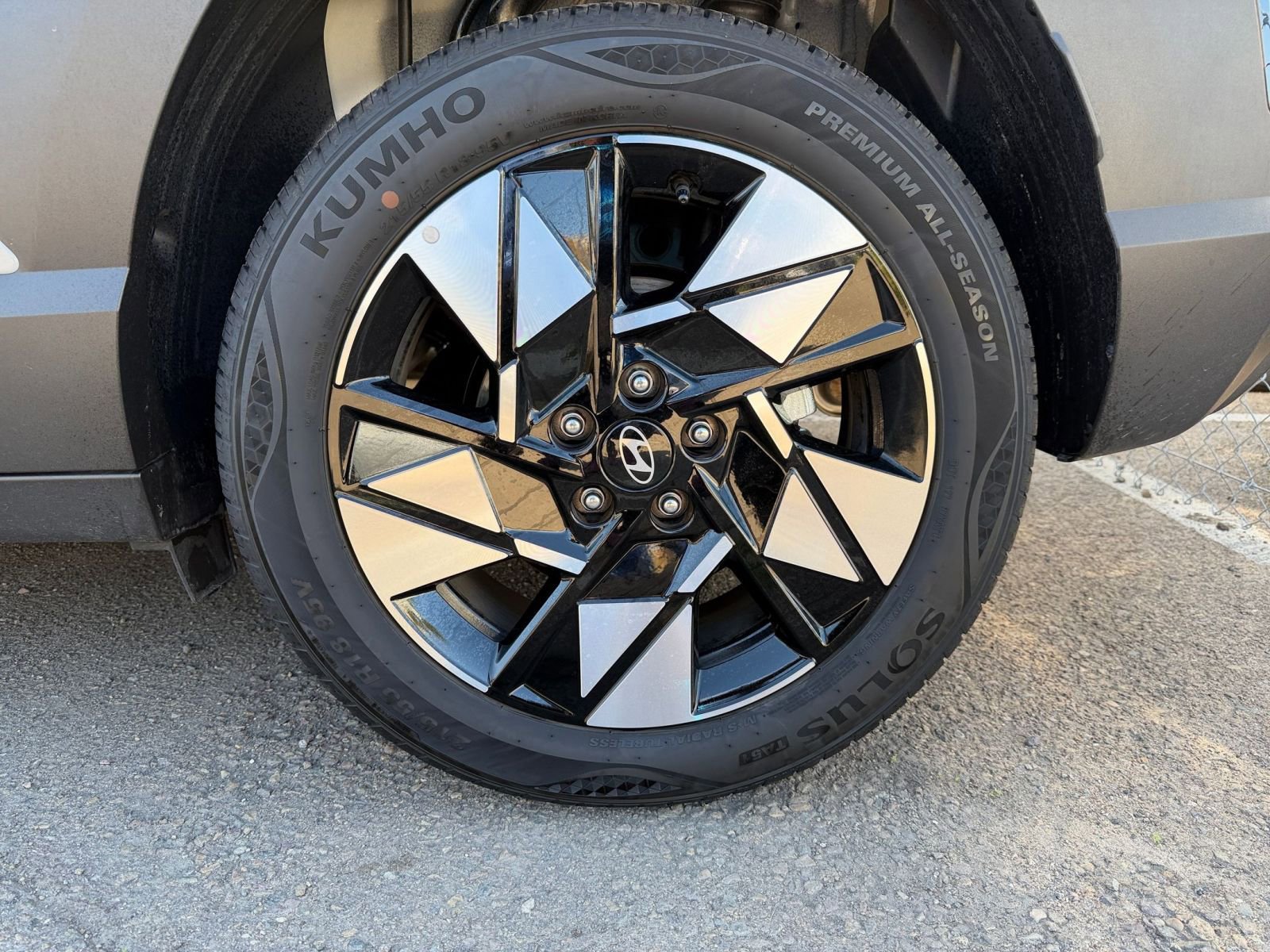 Thumbnail: 2025 Hyundai Kona - 30