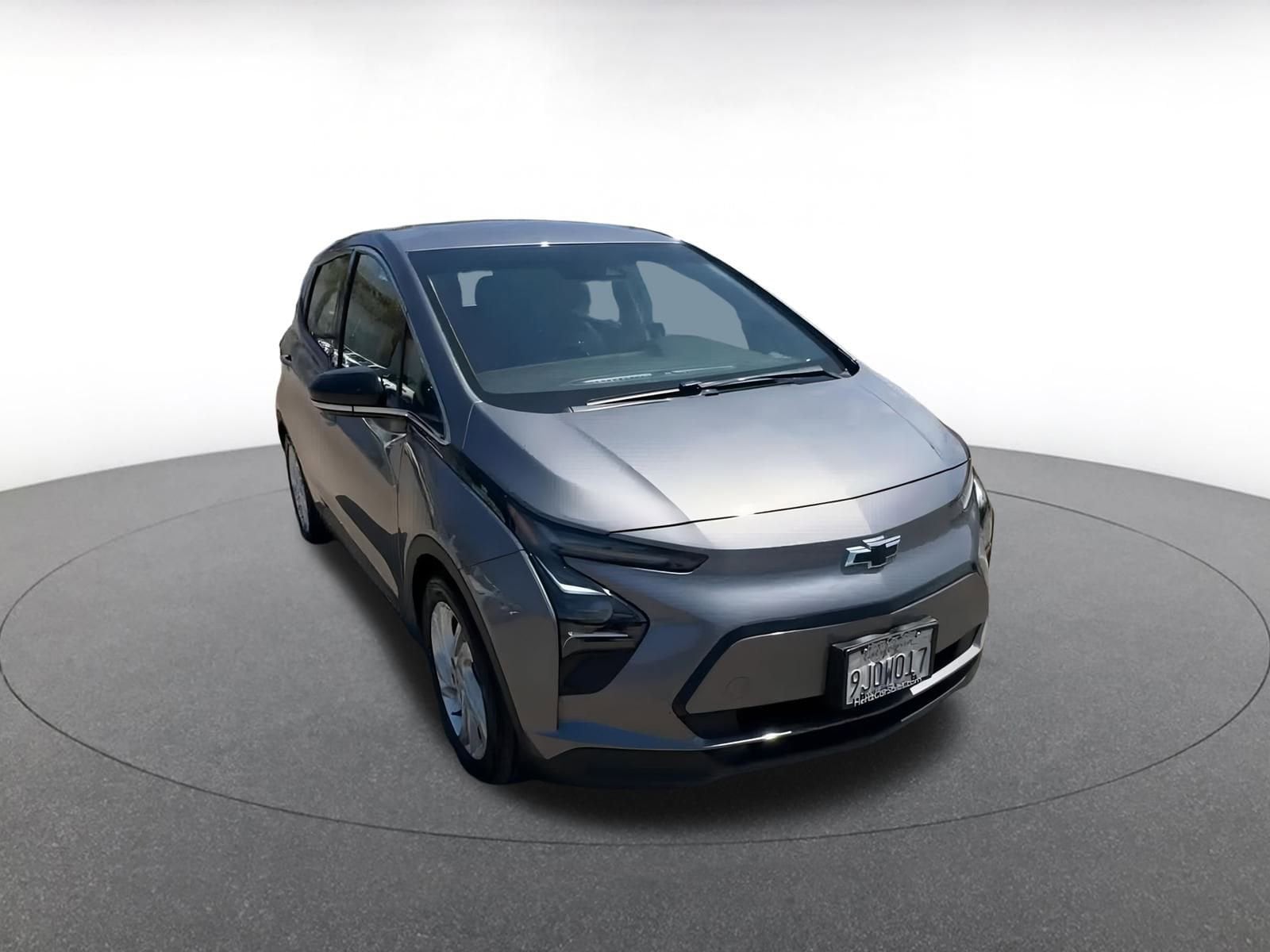 Thumbnail: 2023 Chevrolet Bolt EV - 3