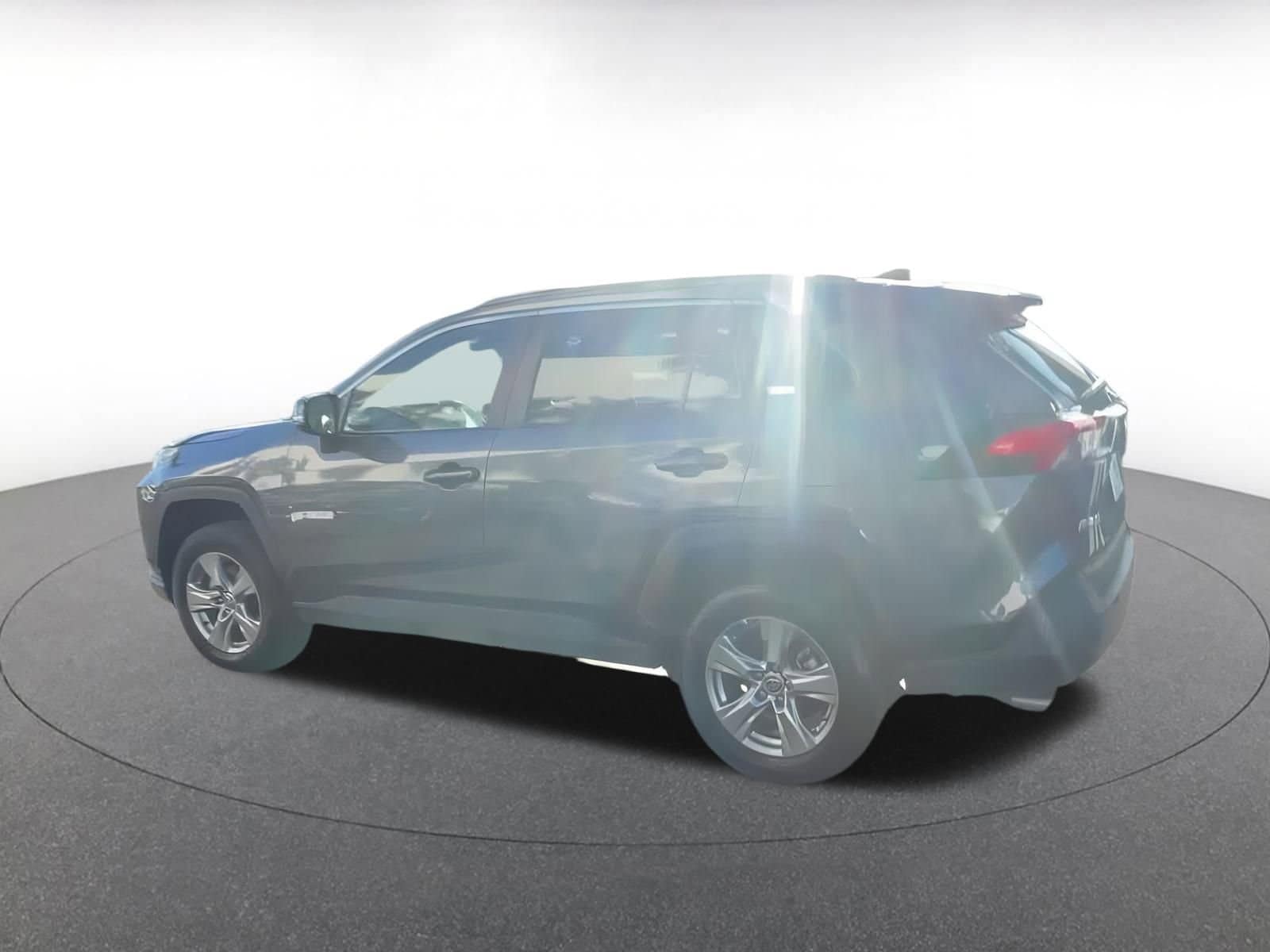 Thumbnail: 2025 Toyota RAV4 - 10