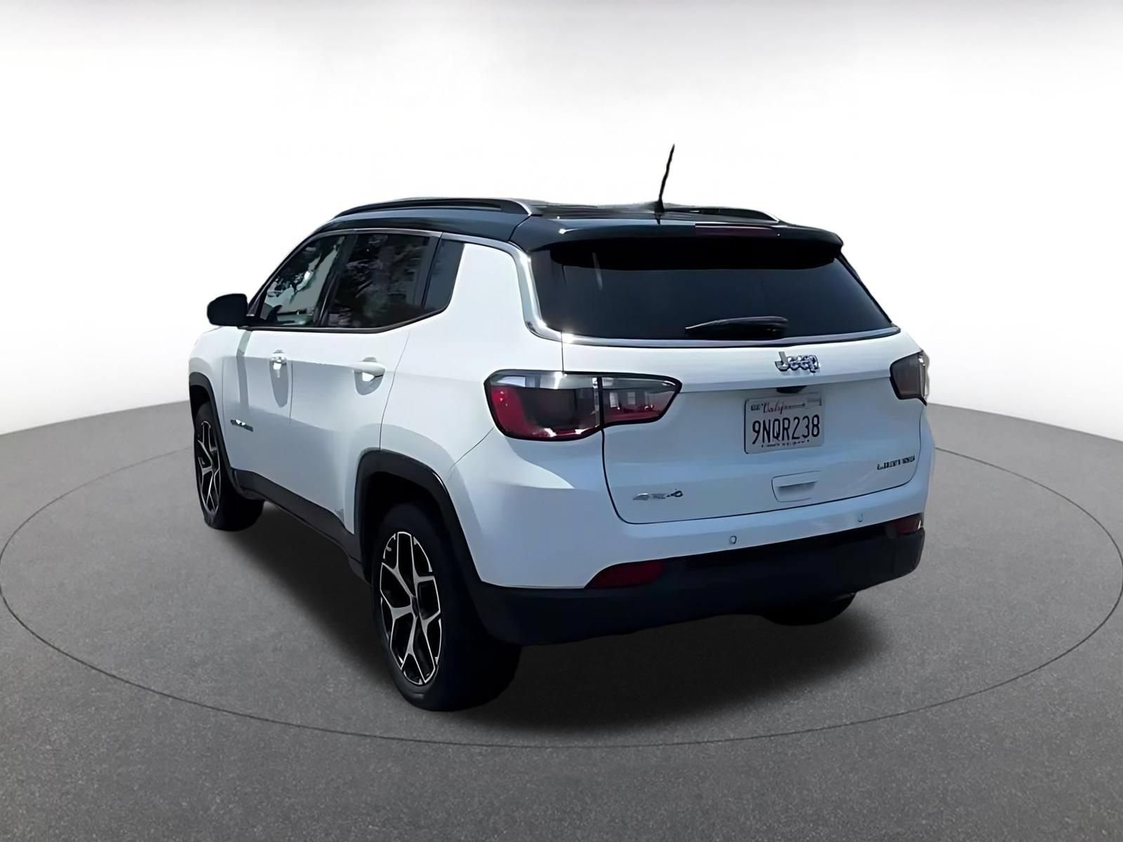 Thumbnail: 2025 Jeep Compass - 11