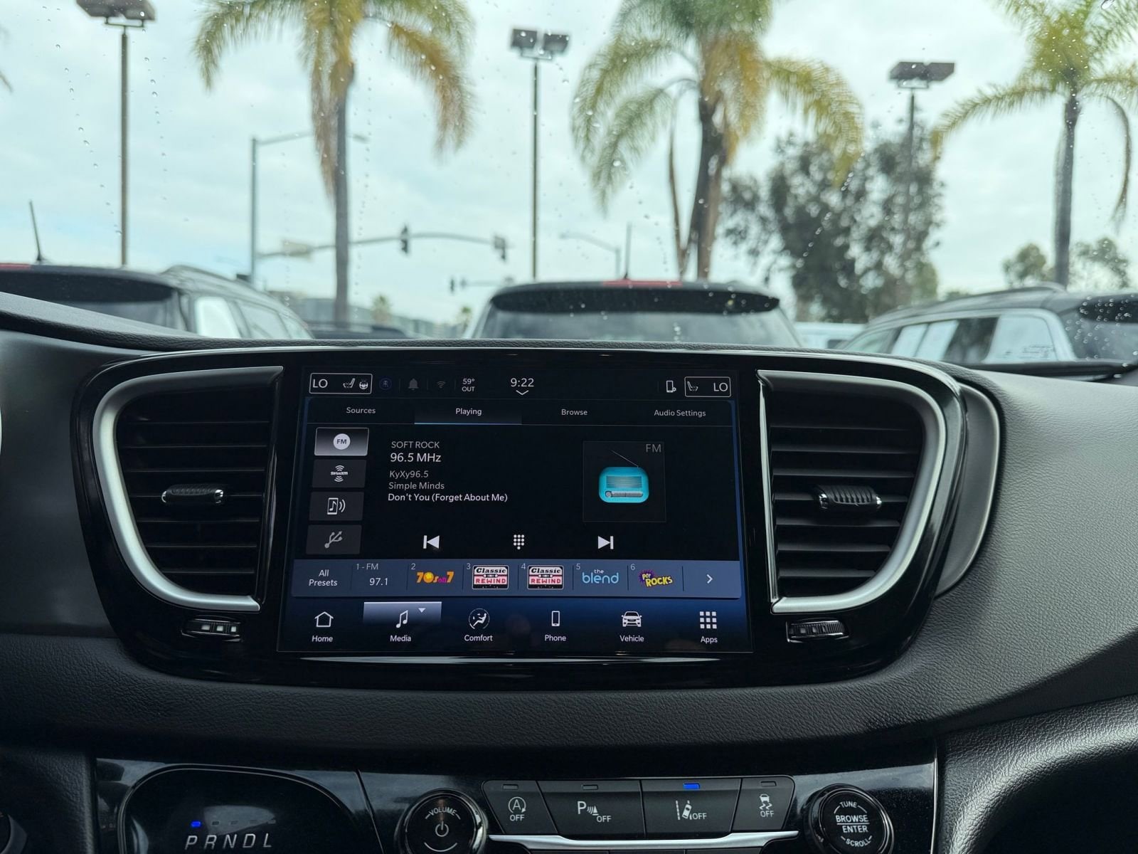 Thumbnail: 2025 Chrysler Pacifica - 20