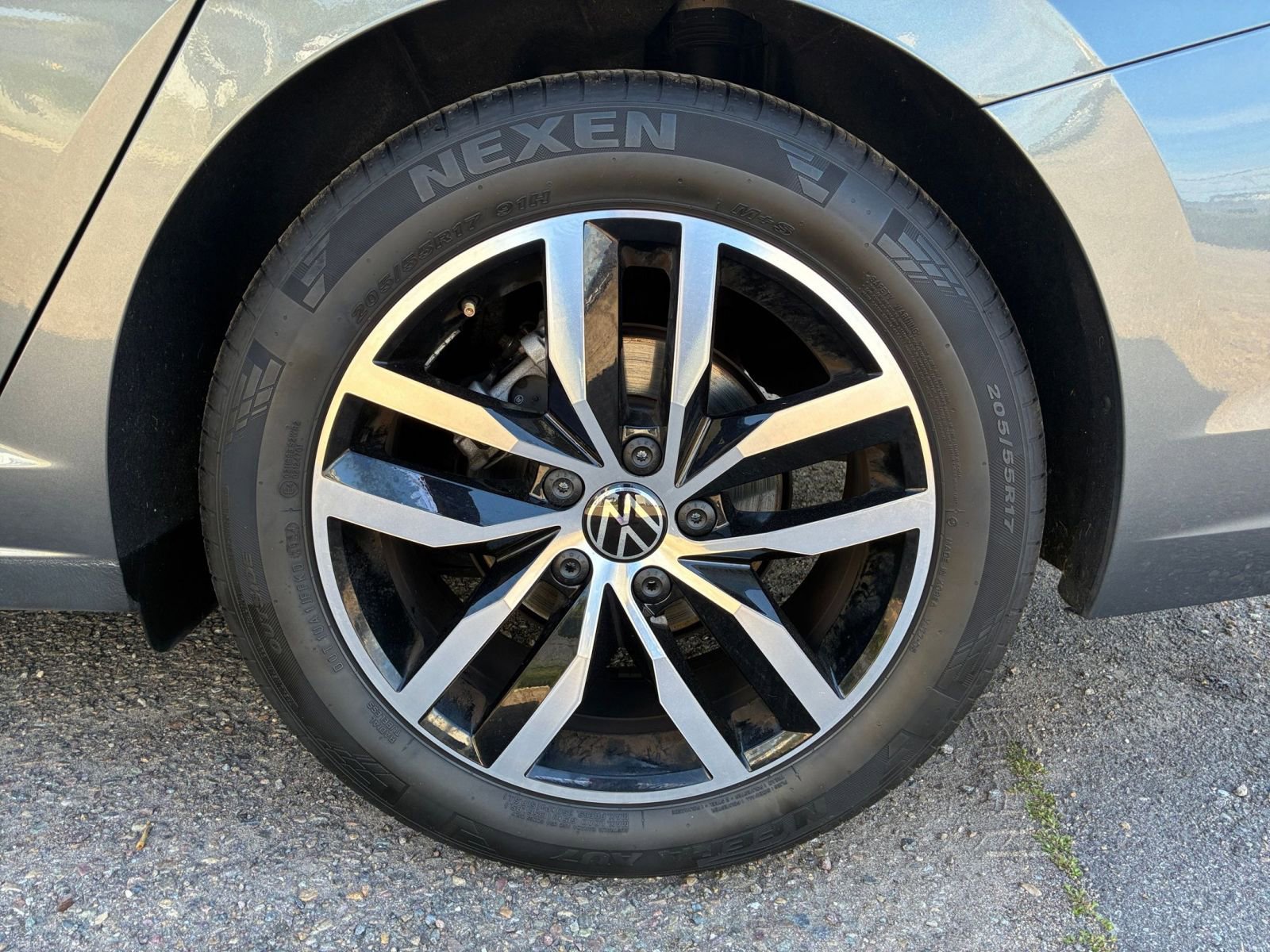 Thumbnail: 2025 Volkswagen Jetta - 31