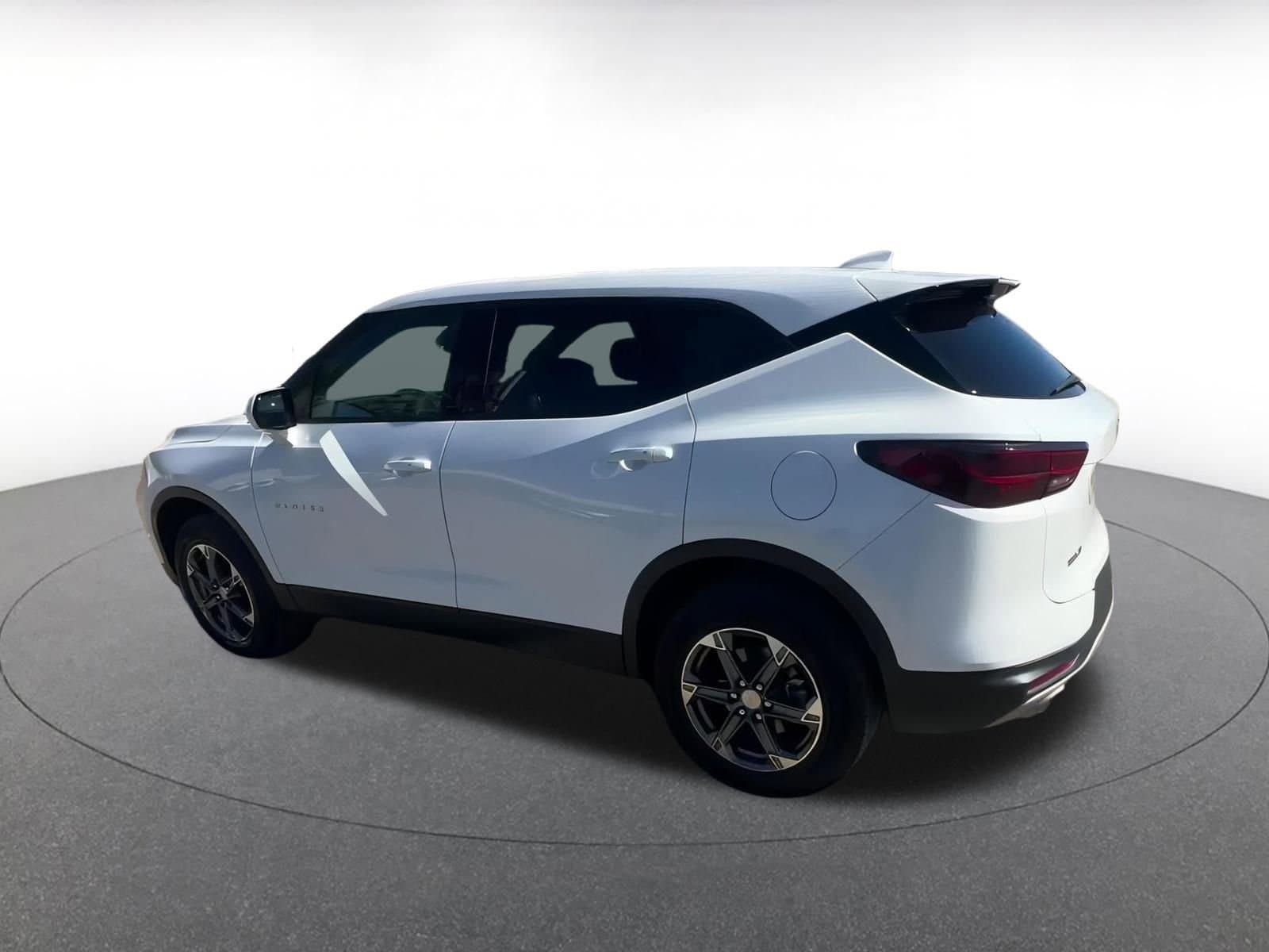 Thumbnail: 2025 Chevrolet Blazer - 10