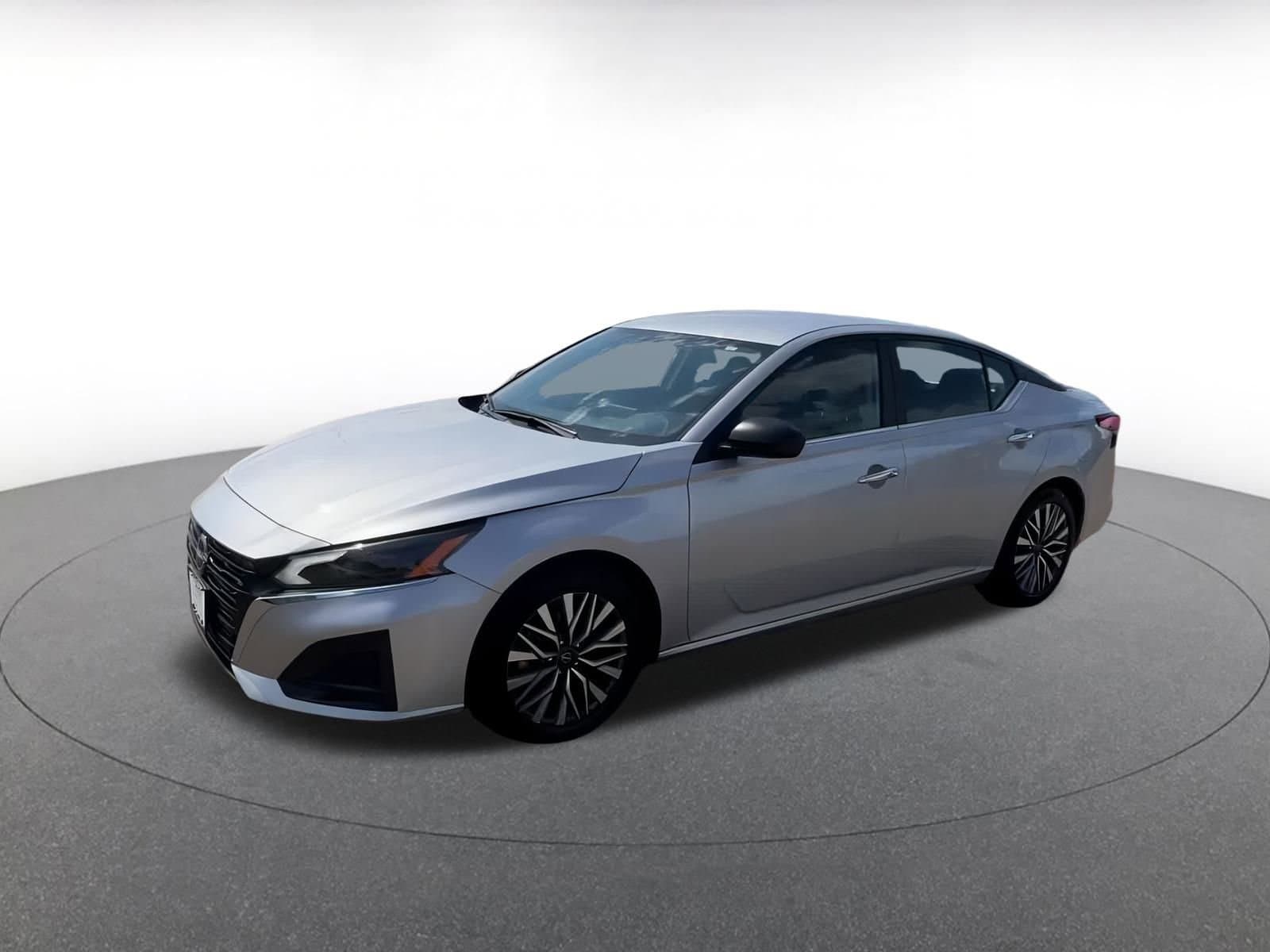 Thumbnail: 2024 Nissan Altima - 8