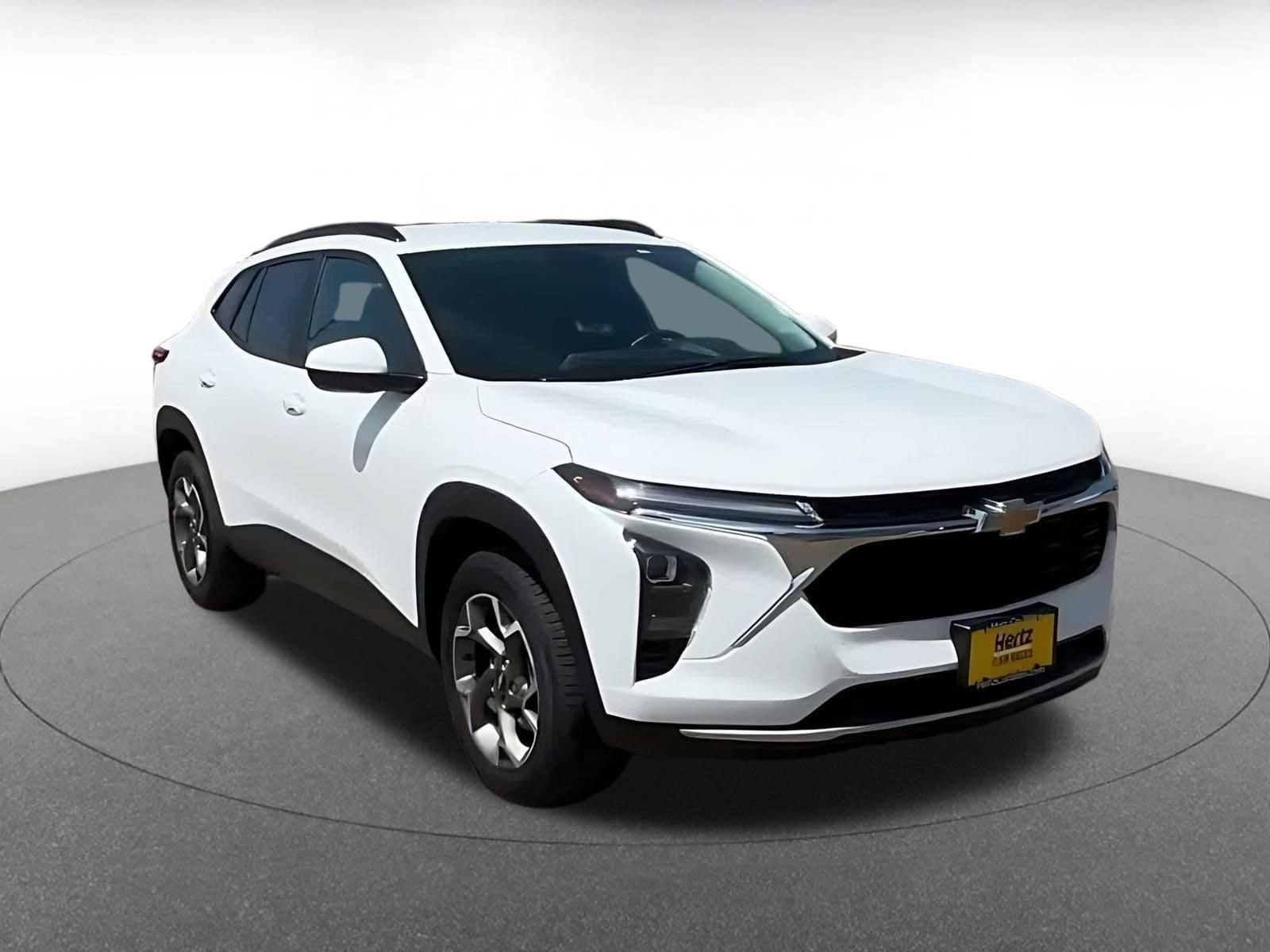 Thumbnail: 2025 Chevrolet Trax - 3