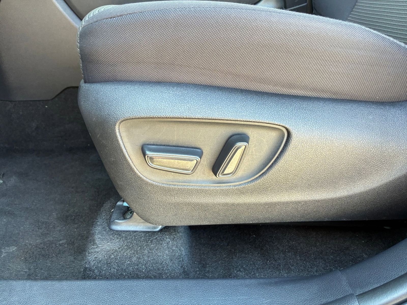 Thumbnail: 2025 Toyota Highlander - 22