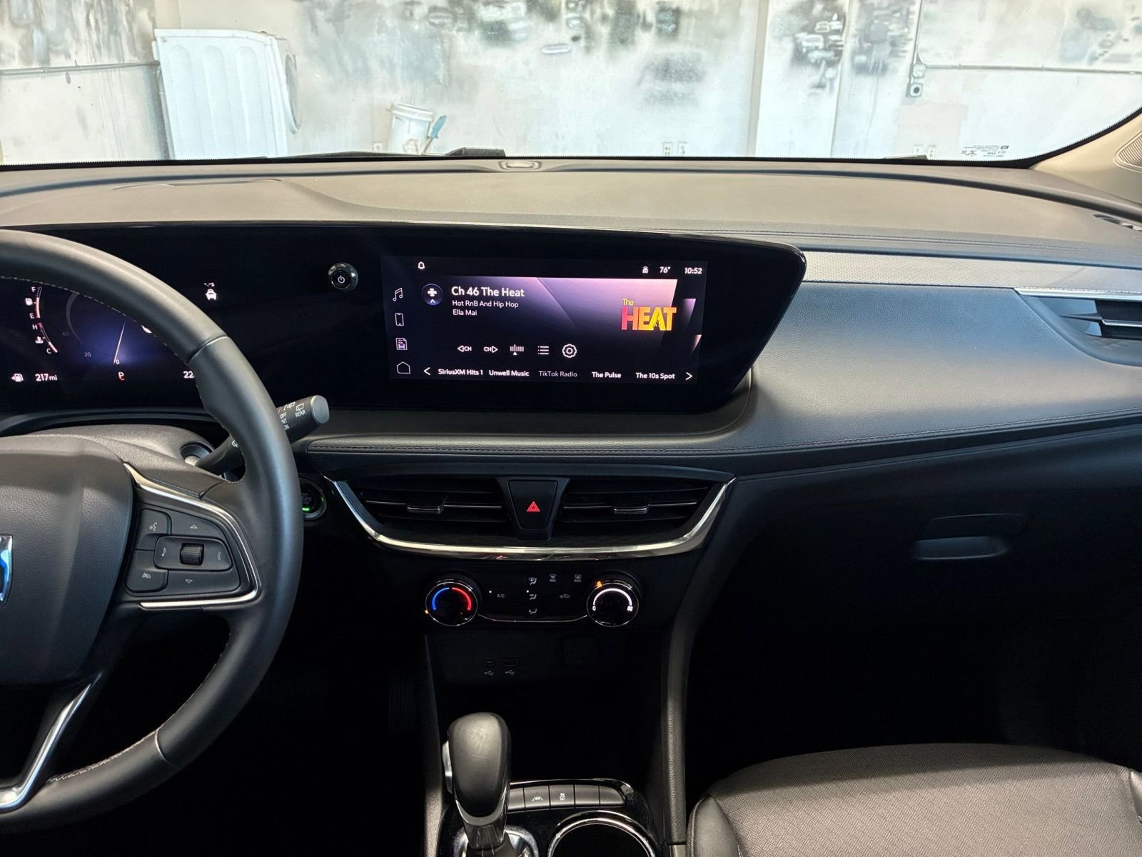 Thumbnail: 2025 Buick Encore GX - 17