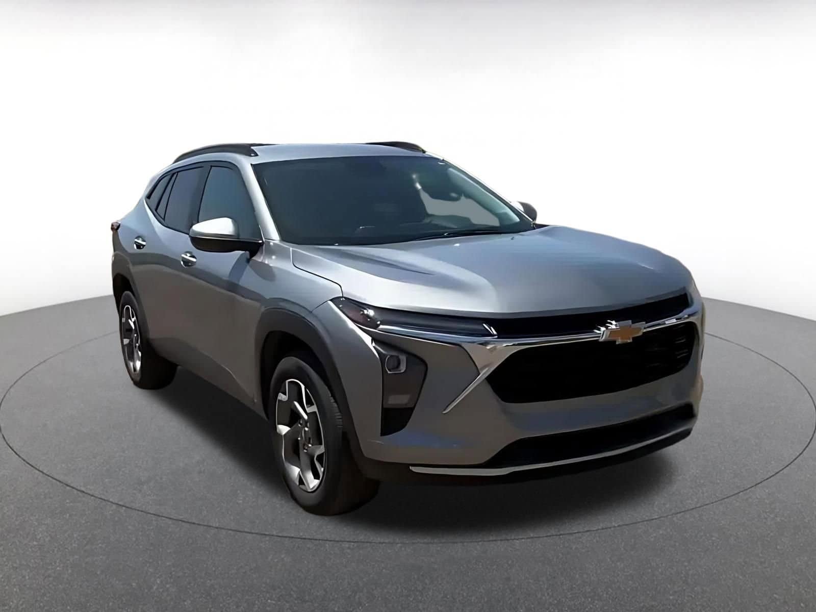 Thumbnail: 2025 Chevrolet Trax - 2