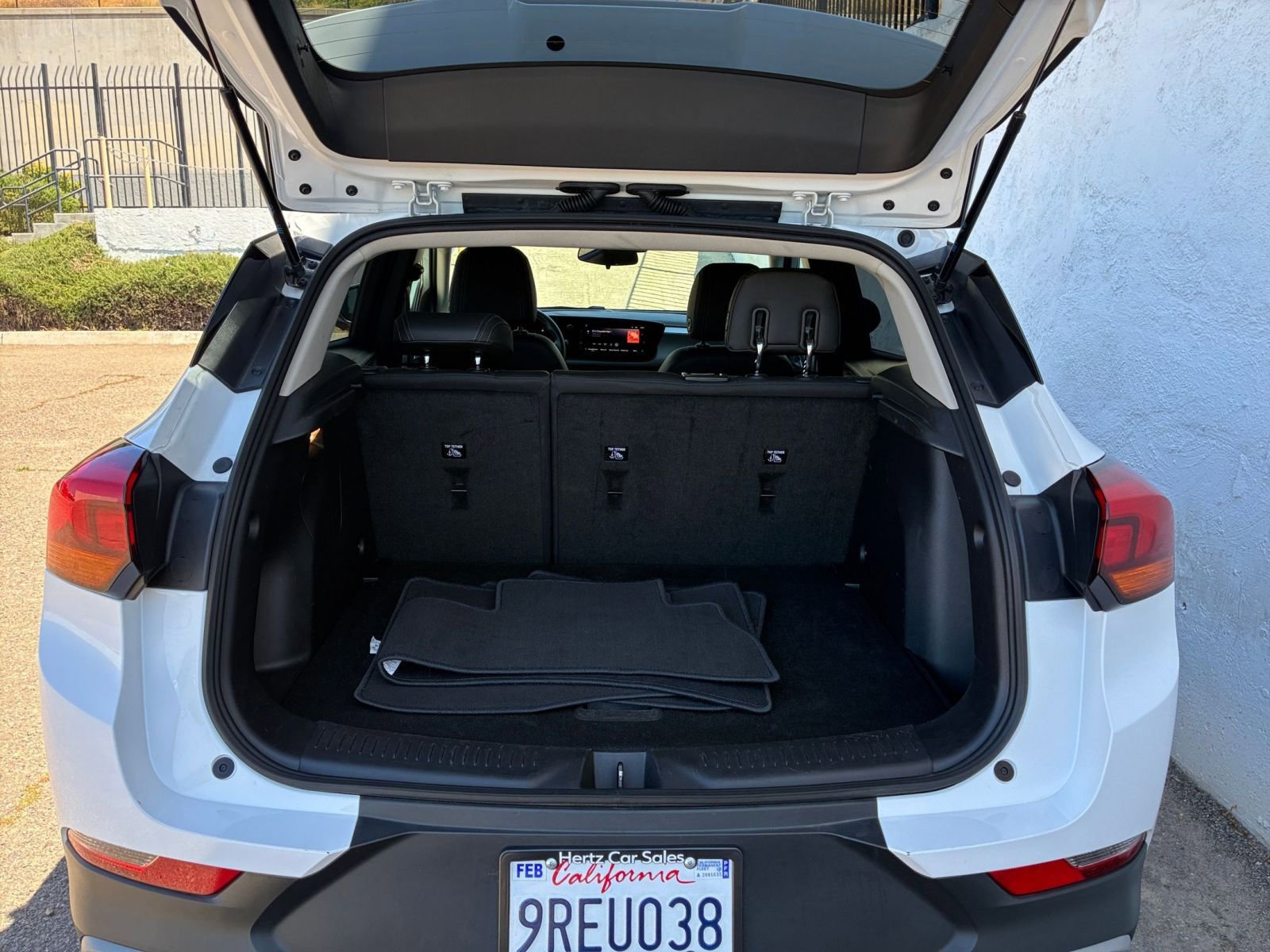 Thumbnail: 2025 Buick Encore GX - 30