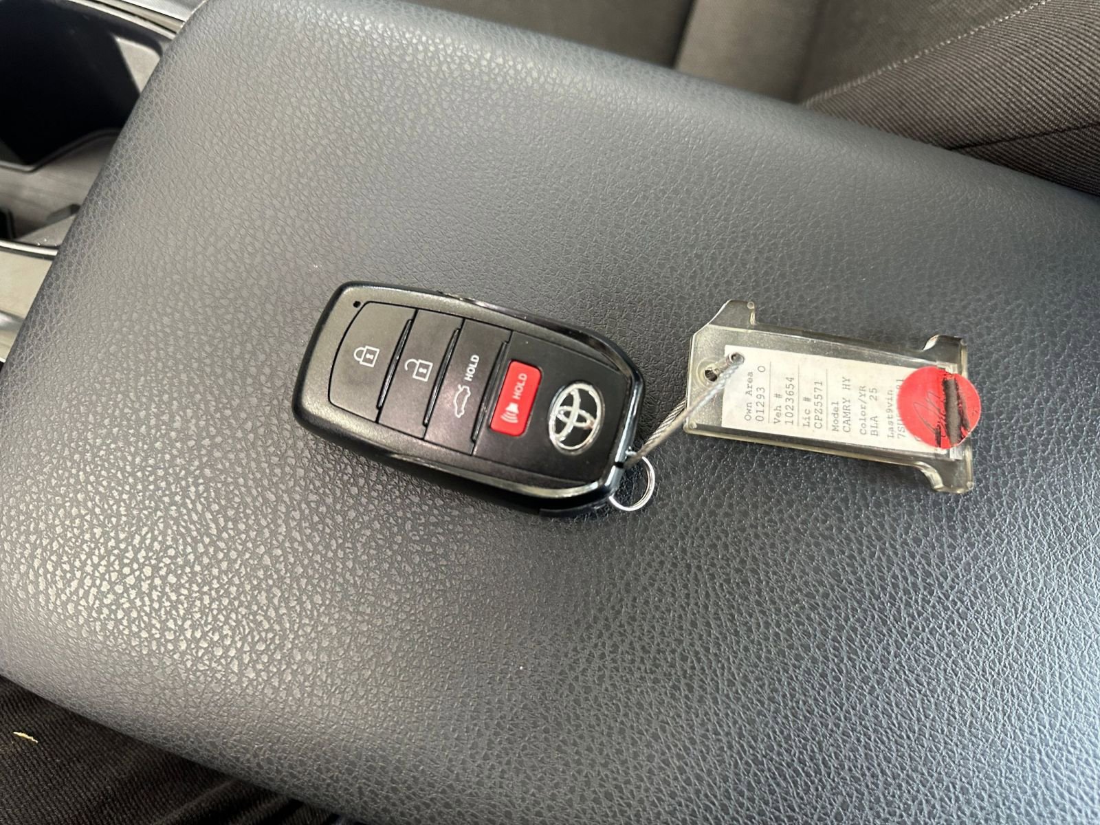 Thumbnail: 2025 Toyota Camry - 22