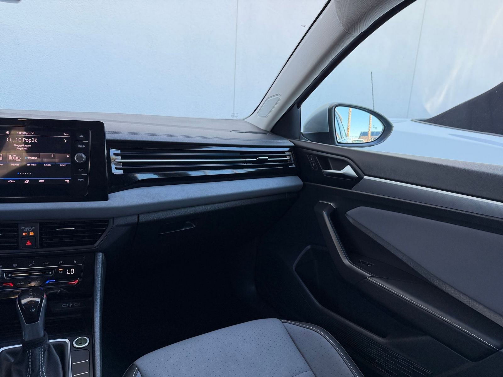 Thumbnail: 2025 Volkswagen Jetta - 34