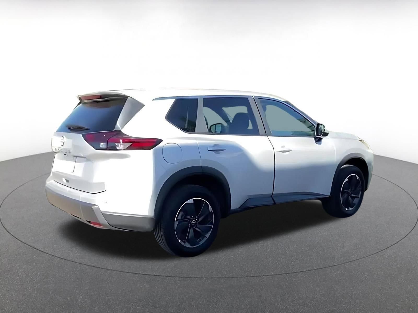 Thumbnail: 2025 Nissan Rogue - 11