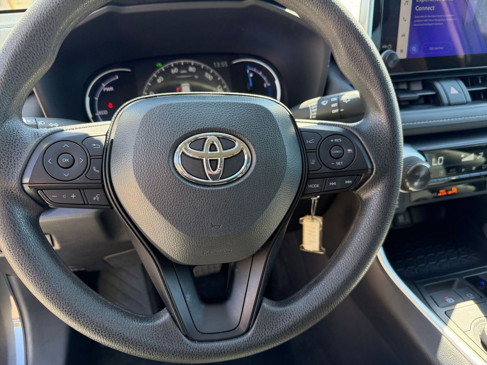 Thumbnail: 2025 Toyota RAV4 - 27