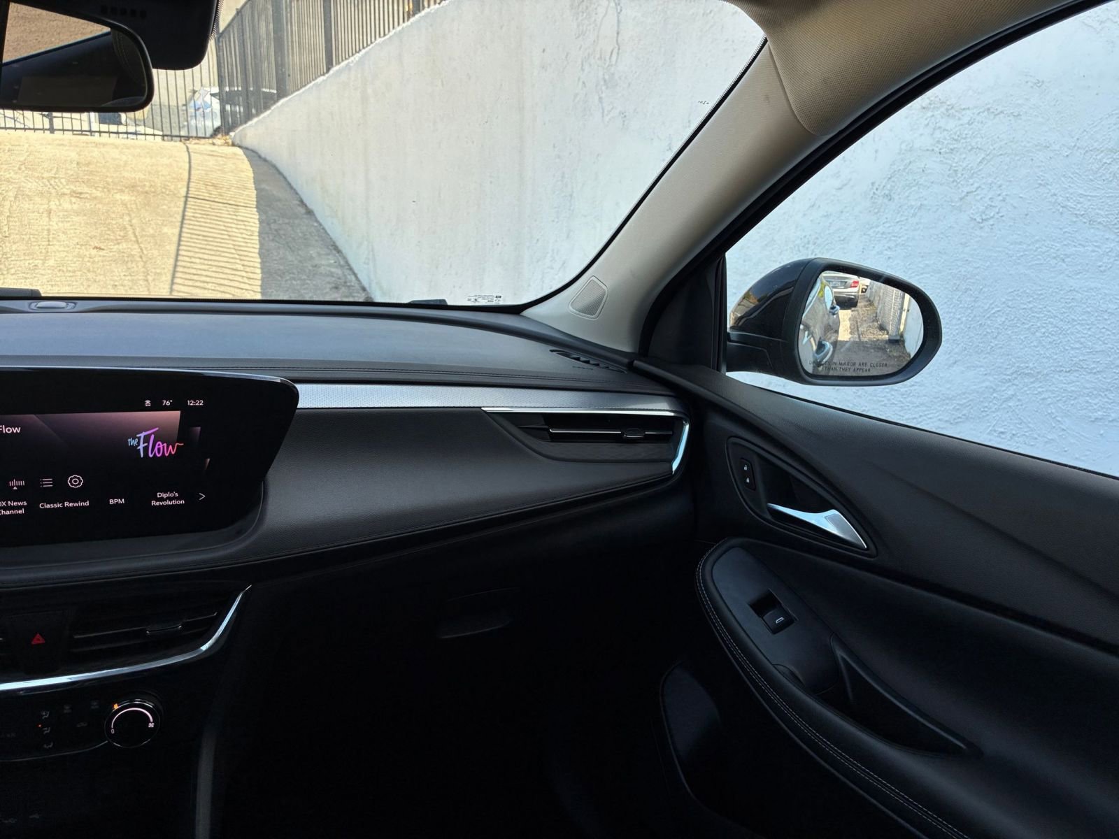 Thumbnail: 2025 Buick Encore GX - 34