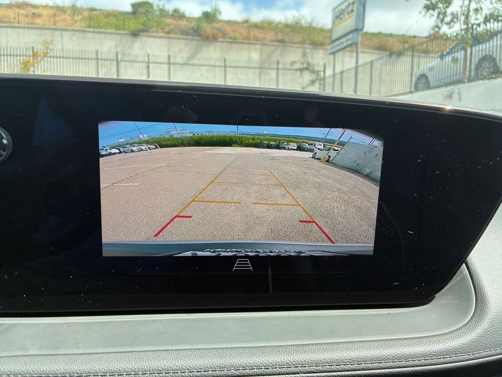 Thumbnail: 2025 Buick Encore GX - 22