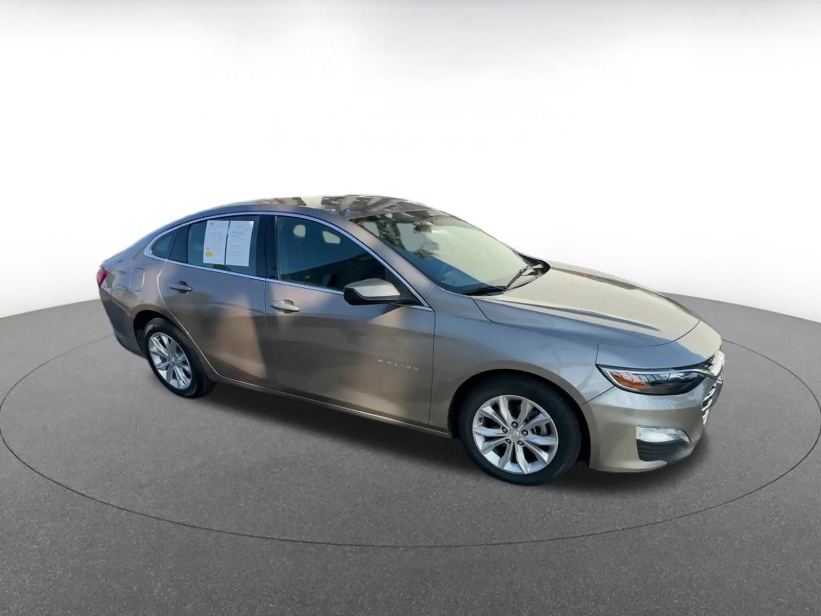 Thumbnail: 2023 Chevrolet Malibu - 2