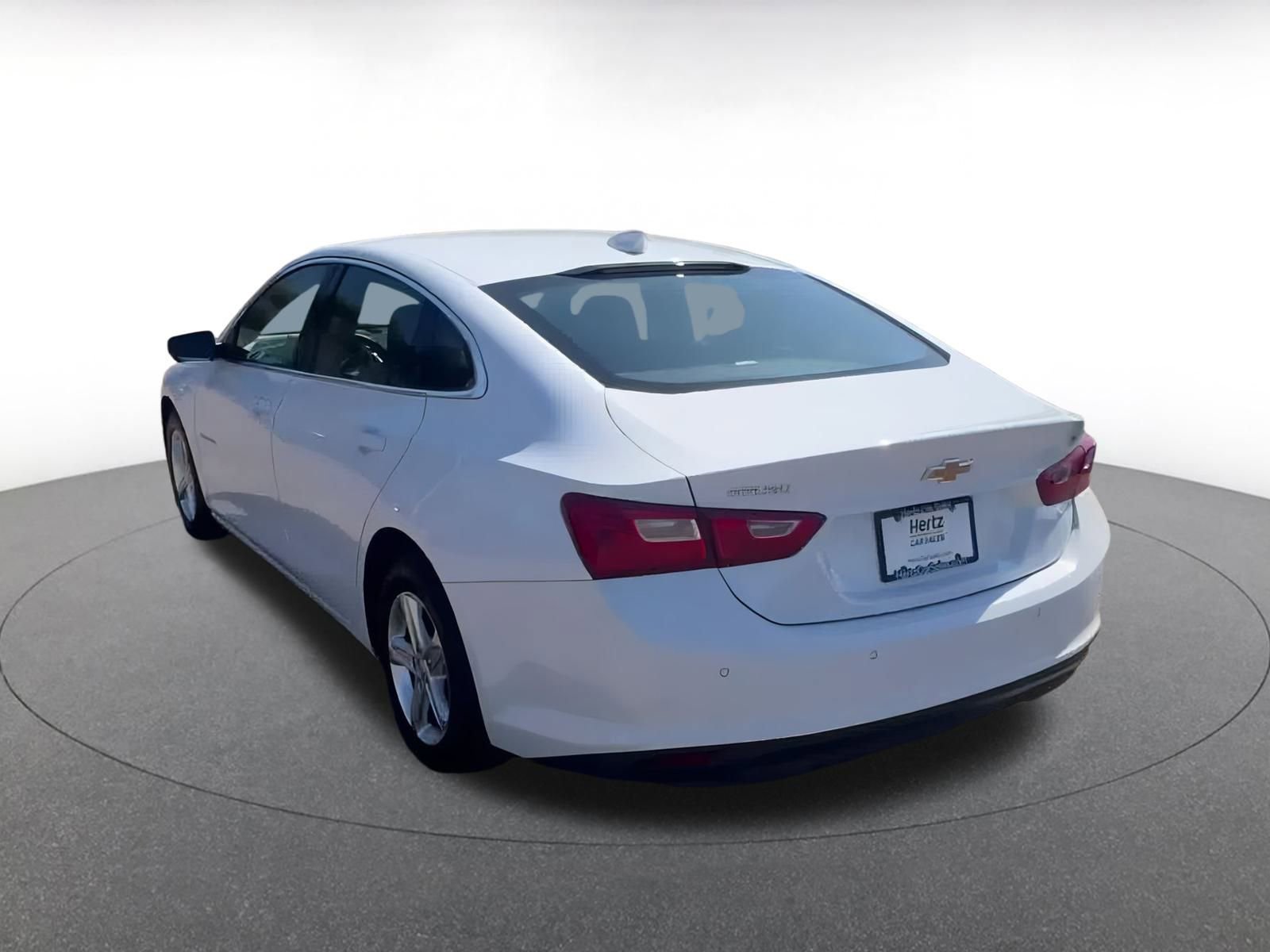 Thumbnail: 2024 Chevrolet Malibu - 11