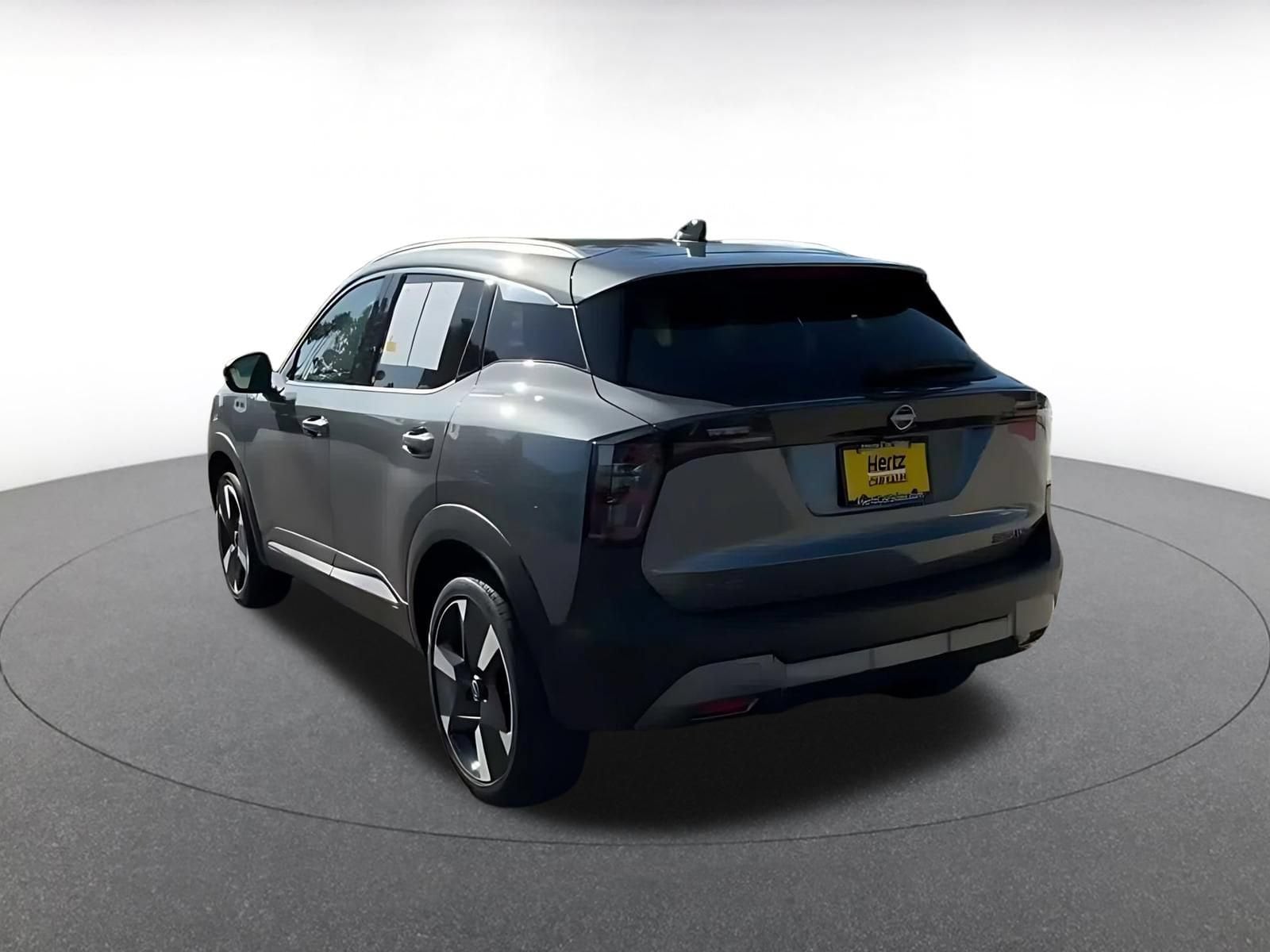 Thumbnail: 2026 Nissan Kicks - 10