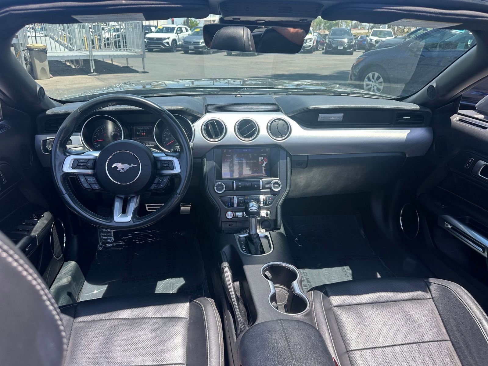 2023 Ford Mustang  32
