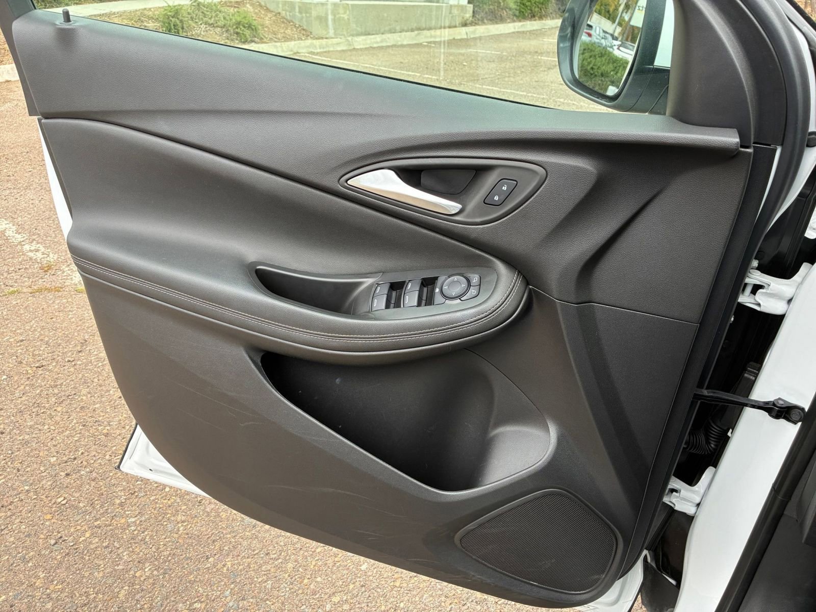 Thumbnail: 2025 Buick Encore GX - 18