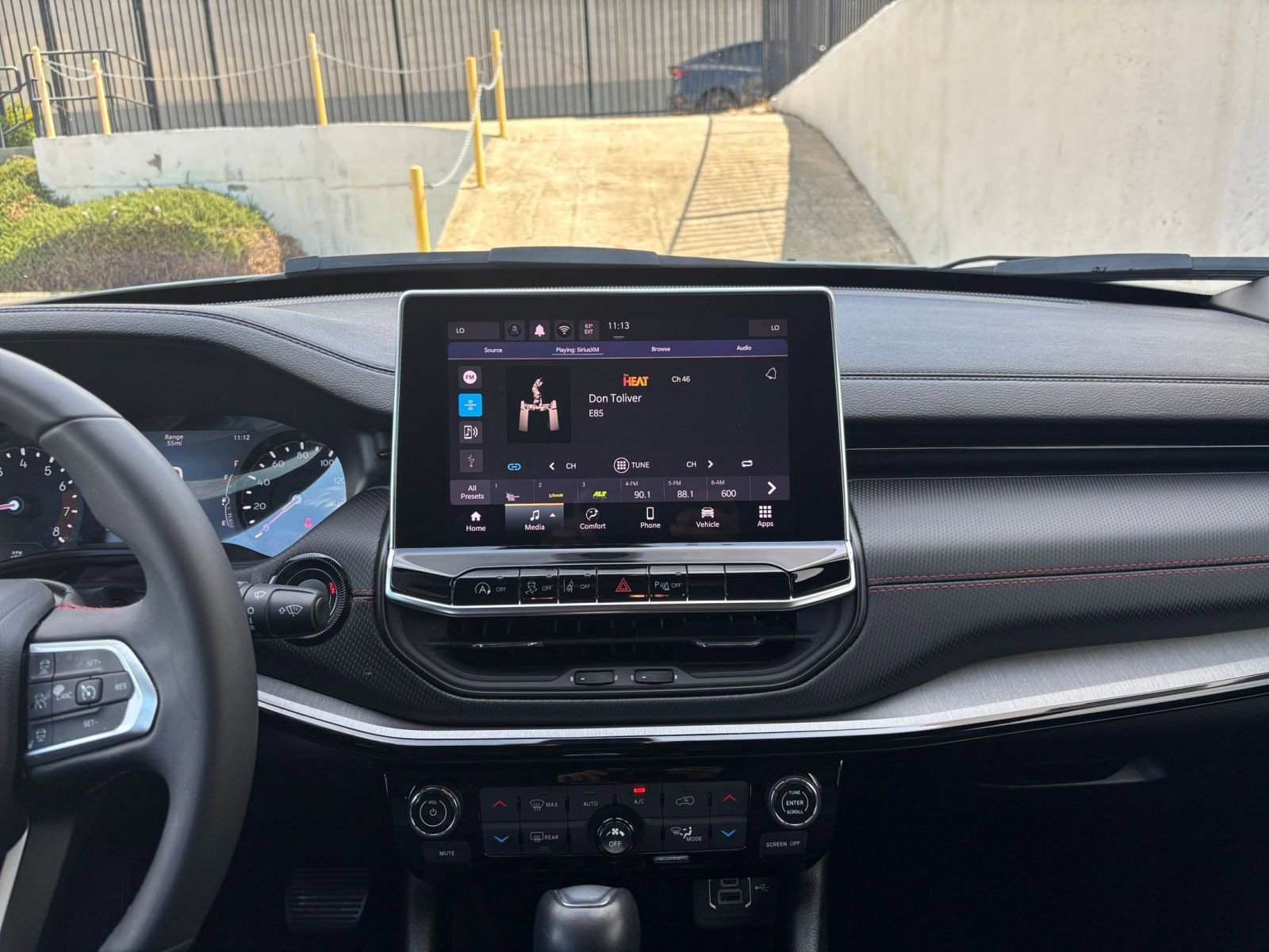 Thumbnail: 2025 Jeep Compass - 17