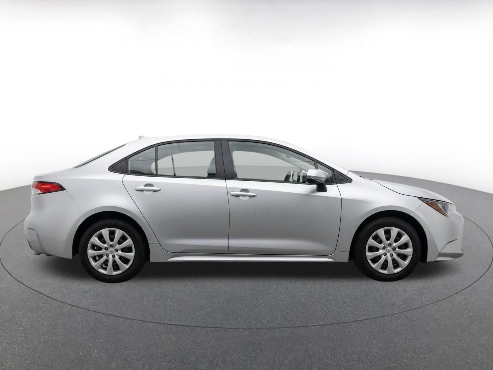 Thumbnail: 2025 Toyota Corolla - 10