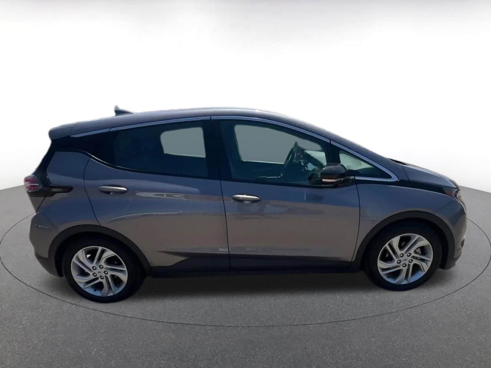 Thumbnail: 2023 Chevrolet Bolt EV - 16
