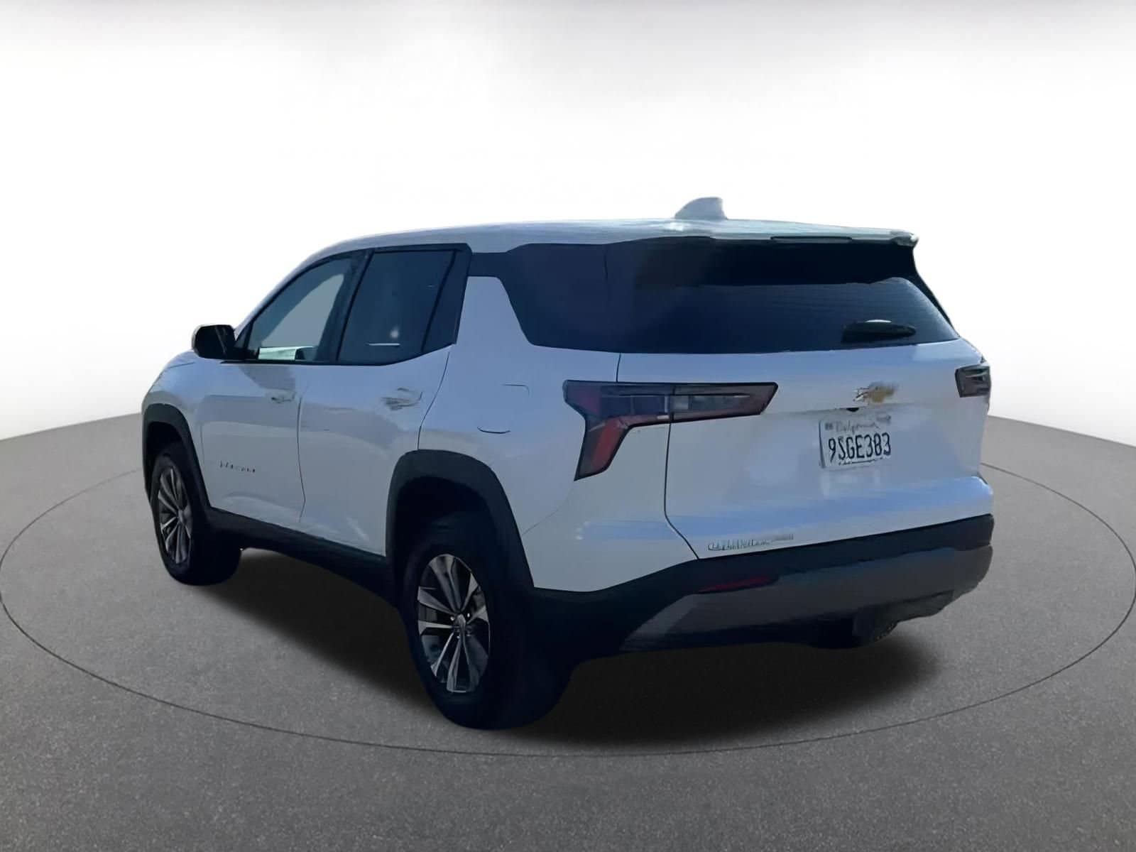 Thumbnail: 2025 Chevrolet Equinox - 10