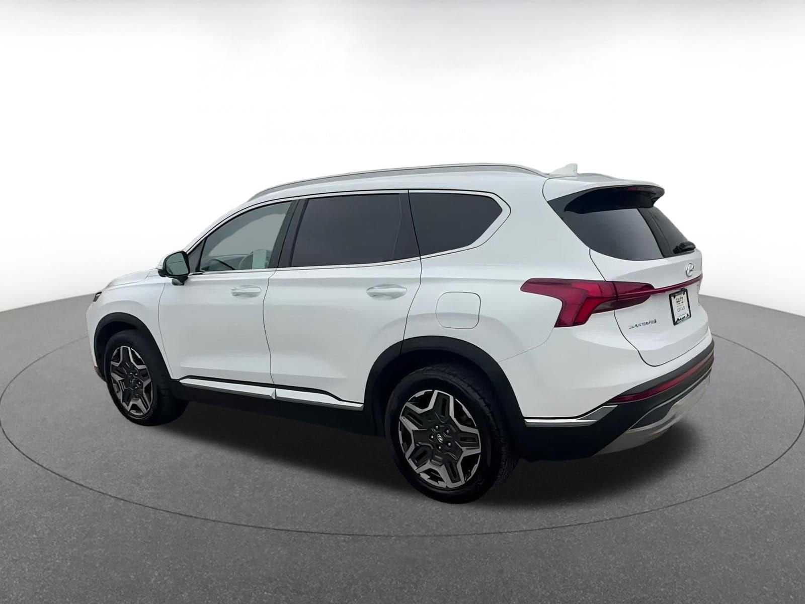 2023 Hyundai Santa Fe Limited 10