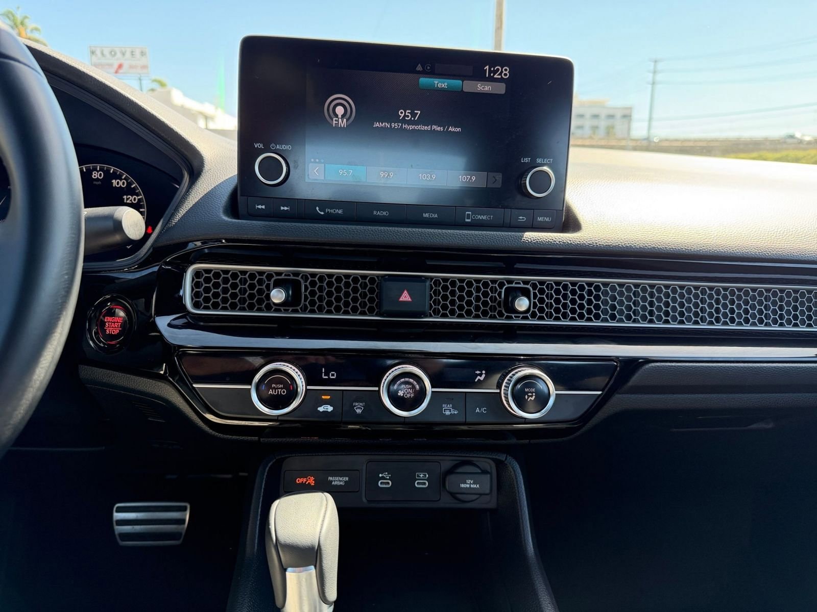 Thumbnail: 2025 Honda Civic - 18