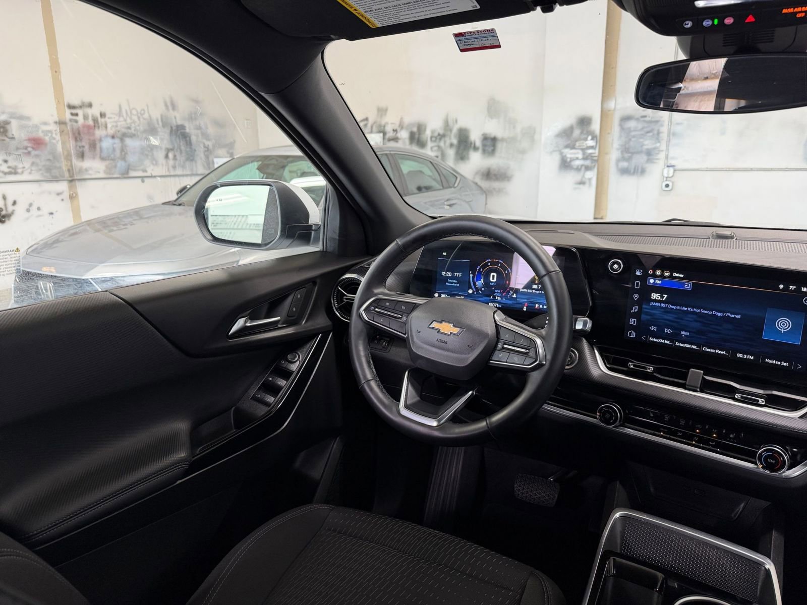 Thumbnail: 2025 Chevrolet Equinox - 33