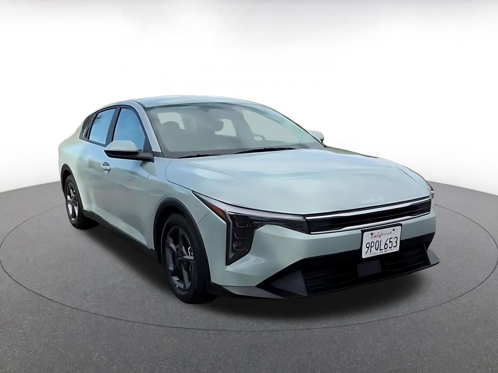 Thumbnail: 2025 Kia K4 - 3