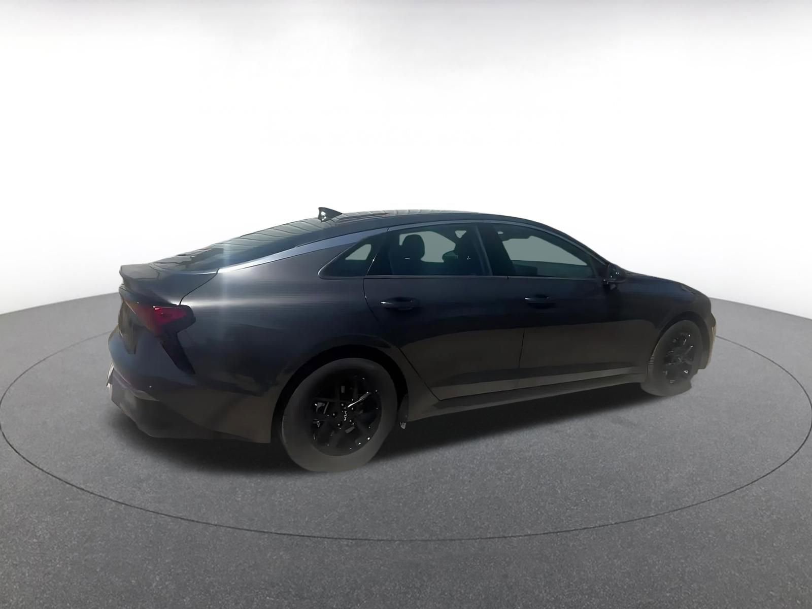 Thumbnail: 2025 Kia K5 - 14