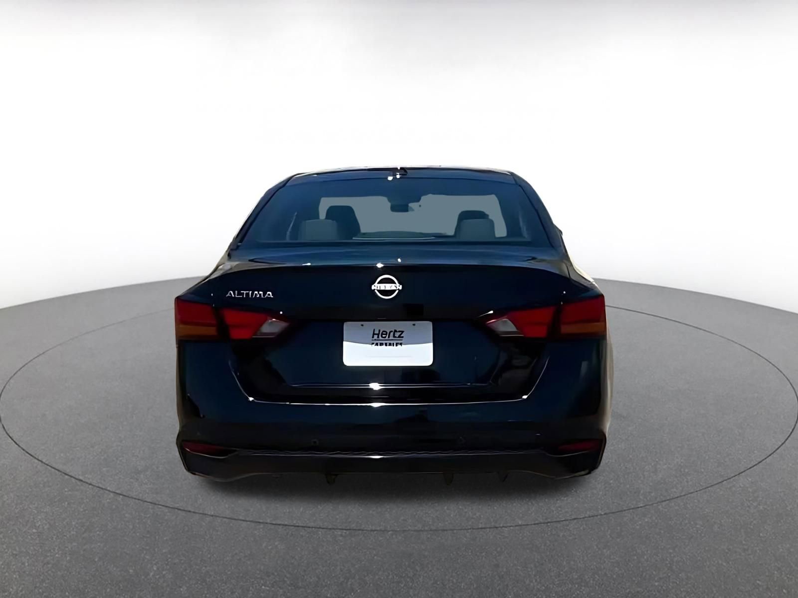 Thumbnail: 2025 Nissan Altima - 12