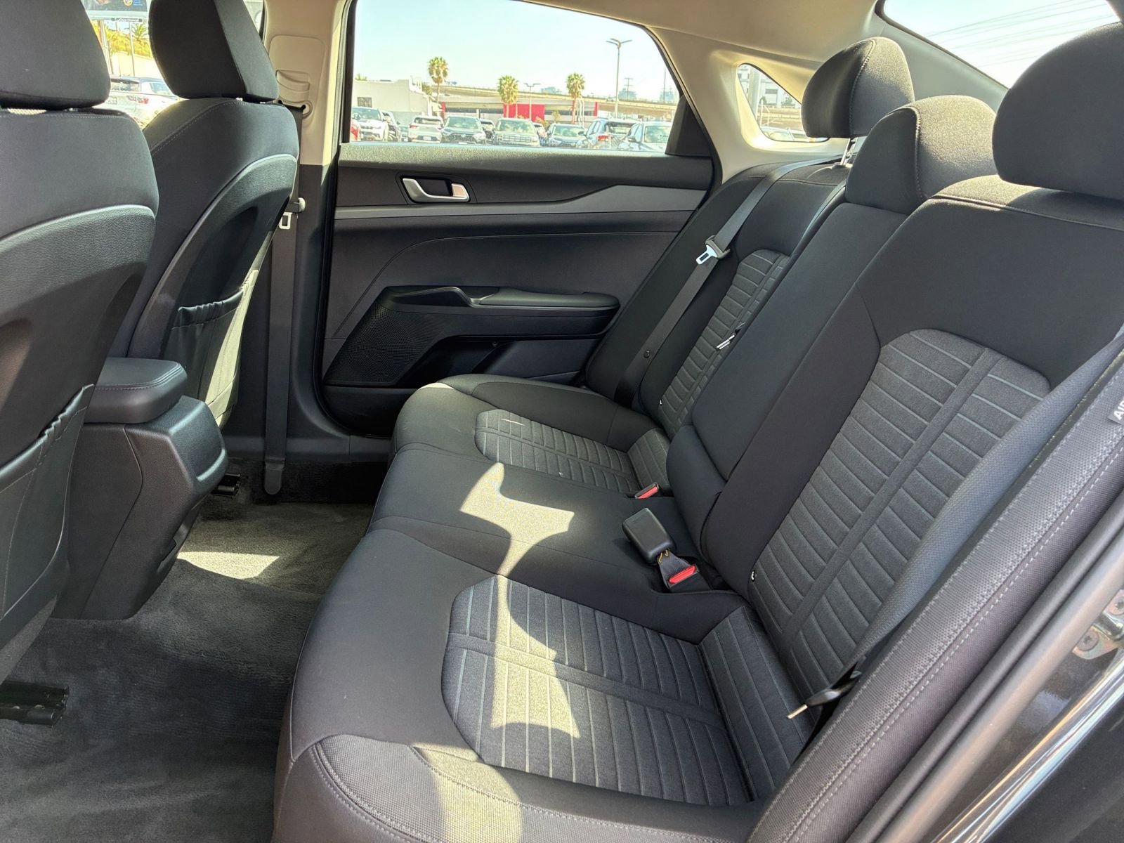 Thumbnail: 2025 Kia K5 - 25