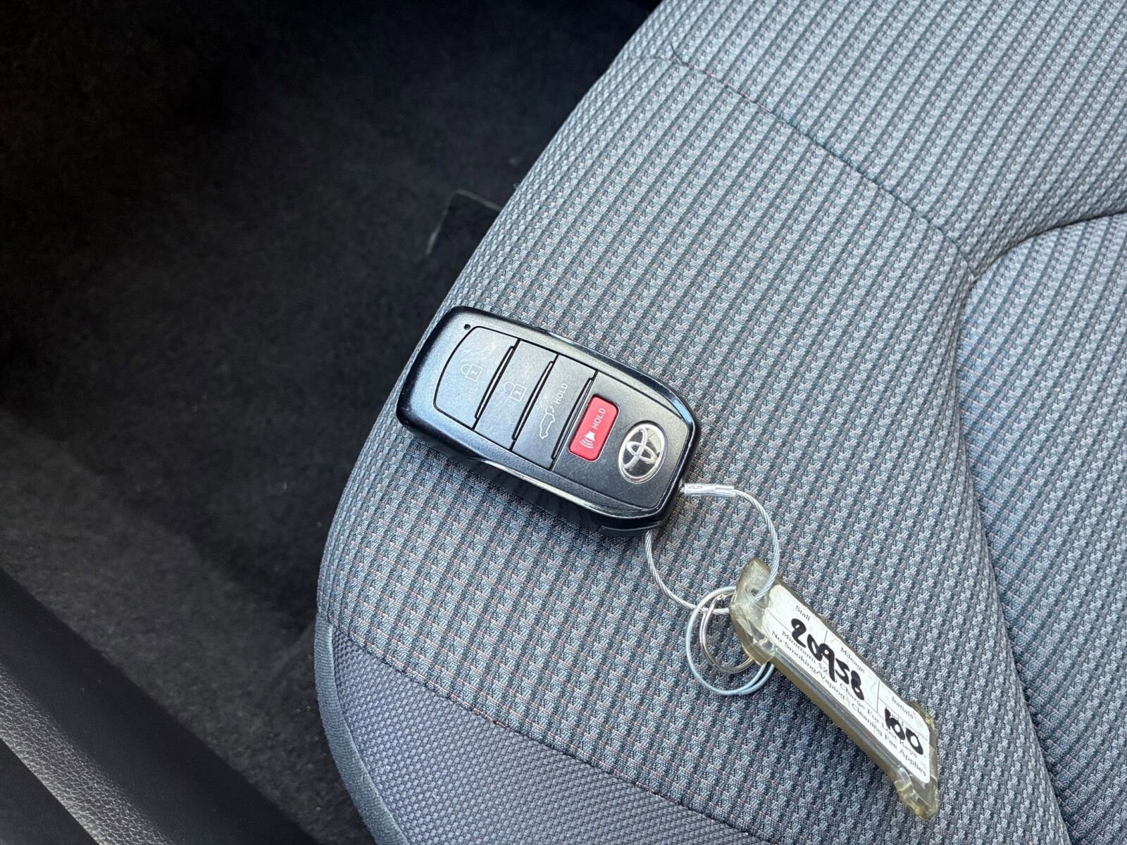 Thumbnail: 2025 Toyota Highlander - 21