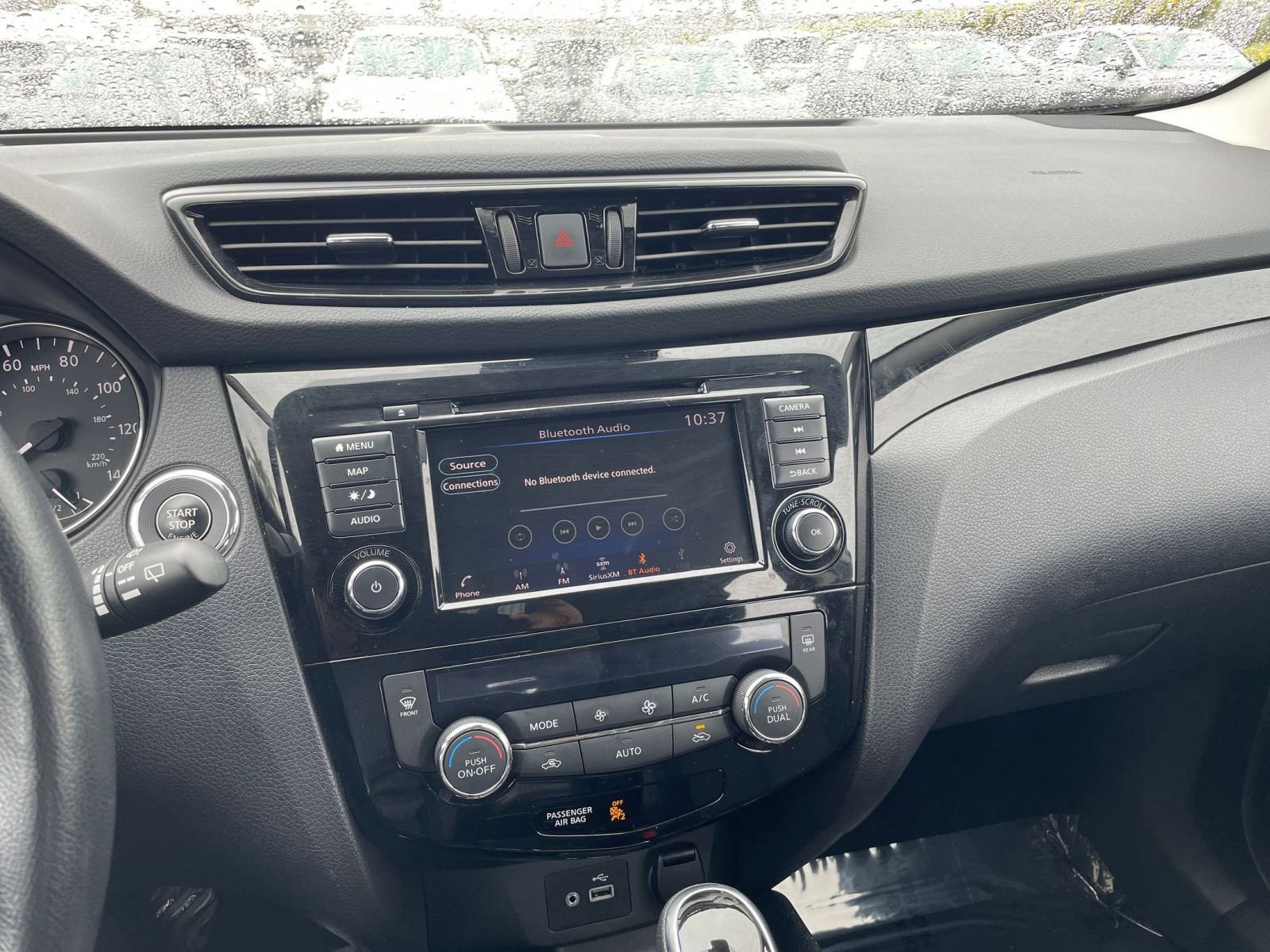 Thumbnail: 2022 Nissan Rogue Sport - 21