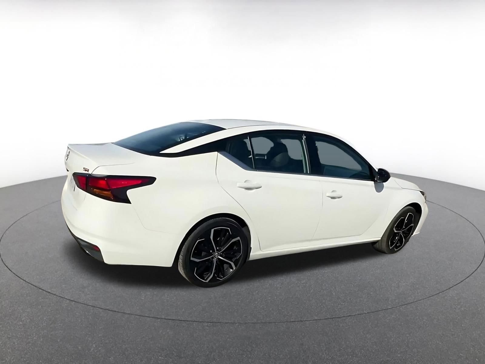 Thumbnail: 2025 Nissan Altima - 15