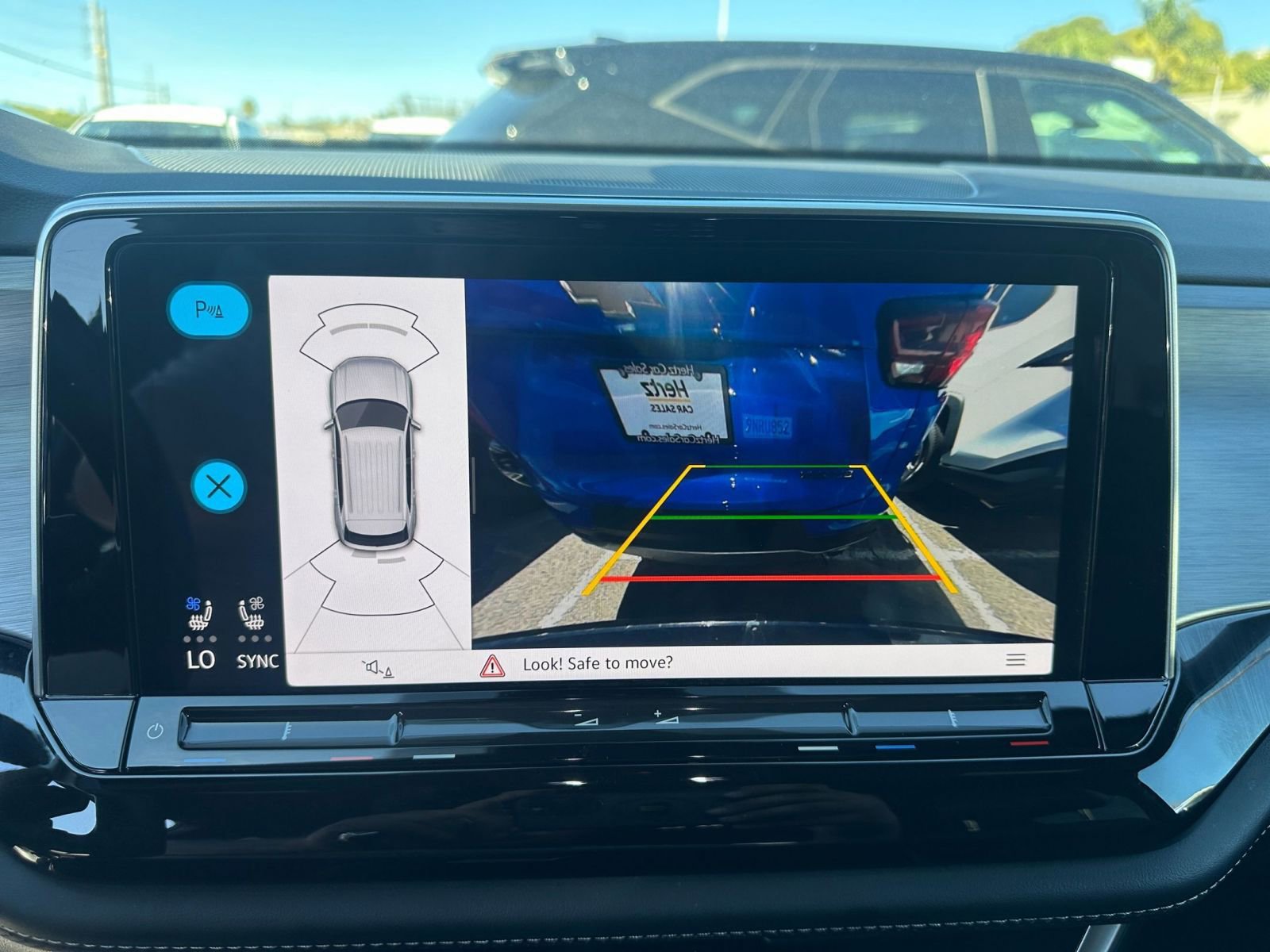 Thumbnail: 2025 Volkswagen Atlas - 17