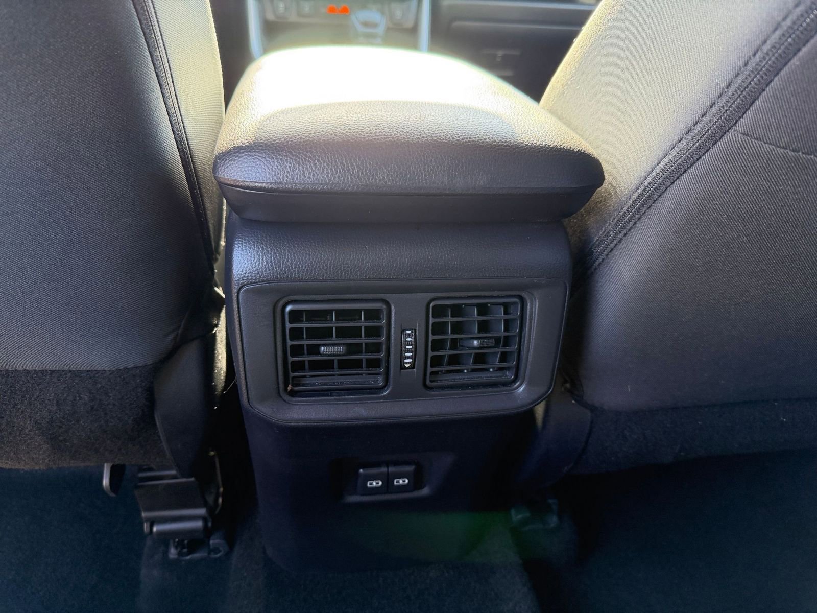 Thumbnail: 2025 Toyota RAV4 - 24