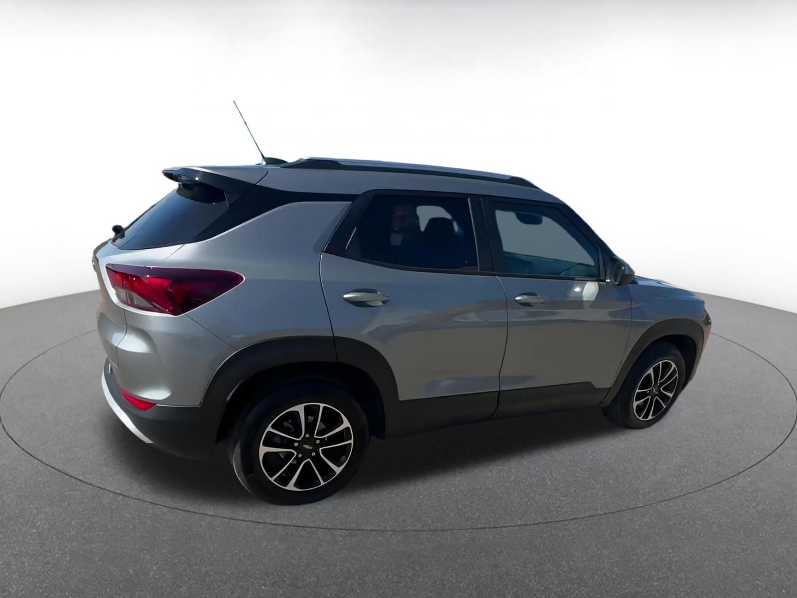 Thumbnail: 2025 Chevrolet TrailBlazer - 15