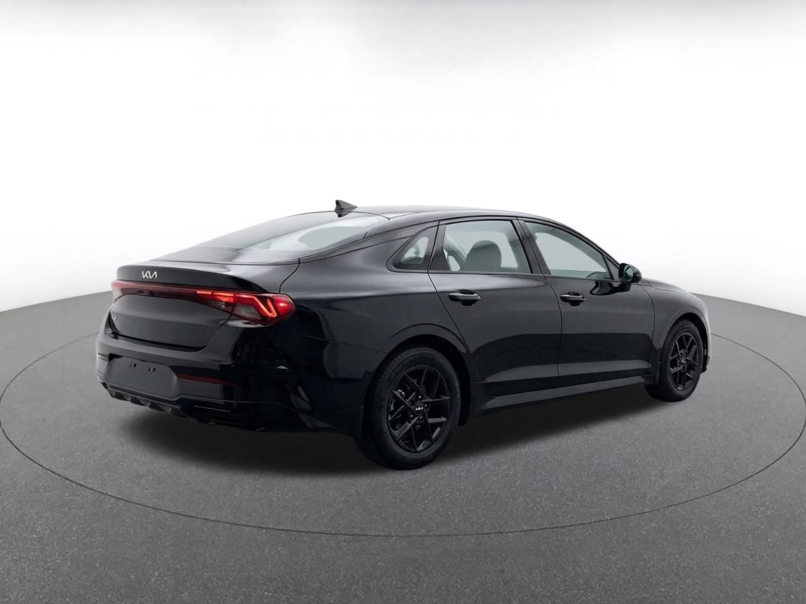 Thumbnail: 2025 Kia K5 - 9