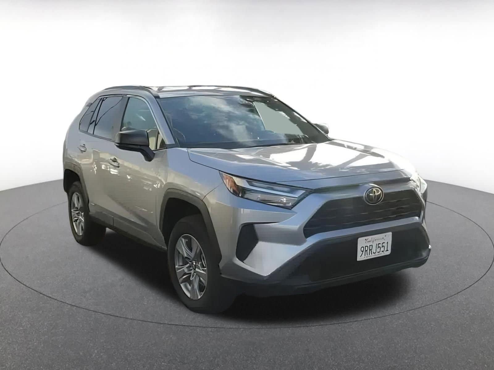 Thumbnail: 2025 Toyota RAV4 - 3