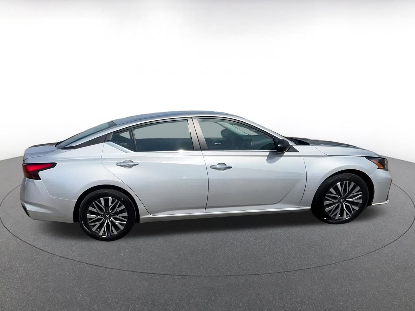 Thumbnail: 2024 Nissan Altima - 16