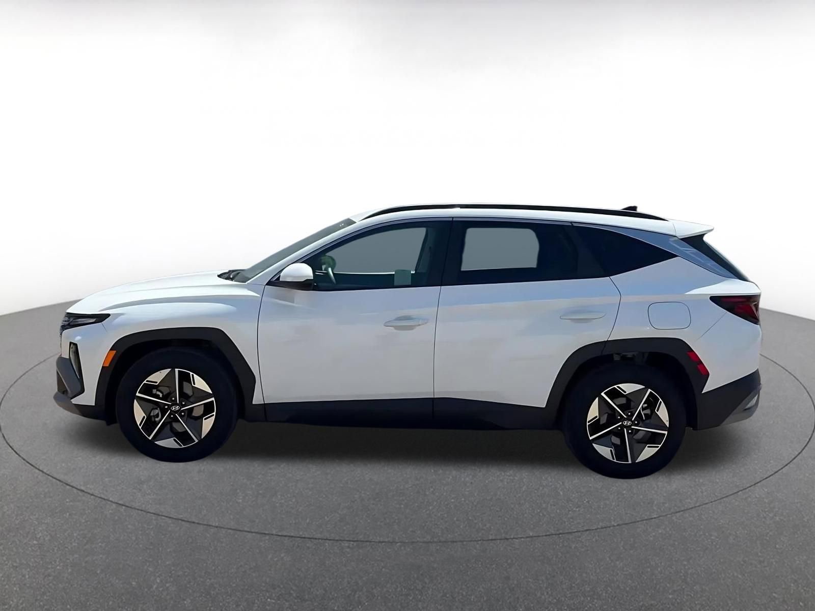 Thumbnail: 2025 Hyundai Tucson - 9