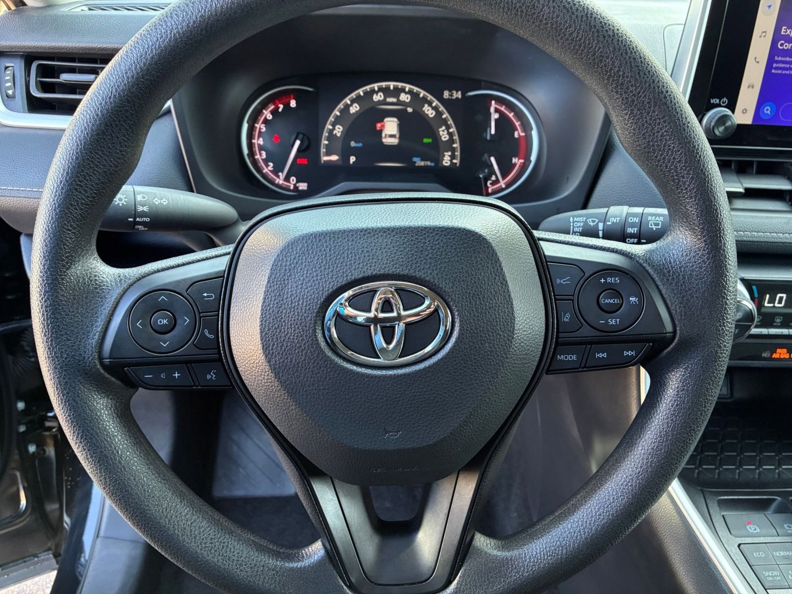 Thumbnail: 2025 Toyota RAV4 - 29