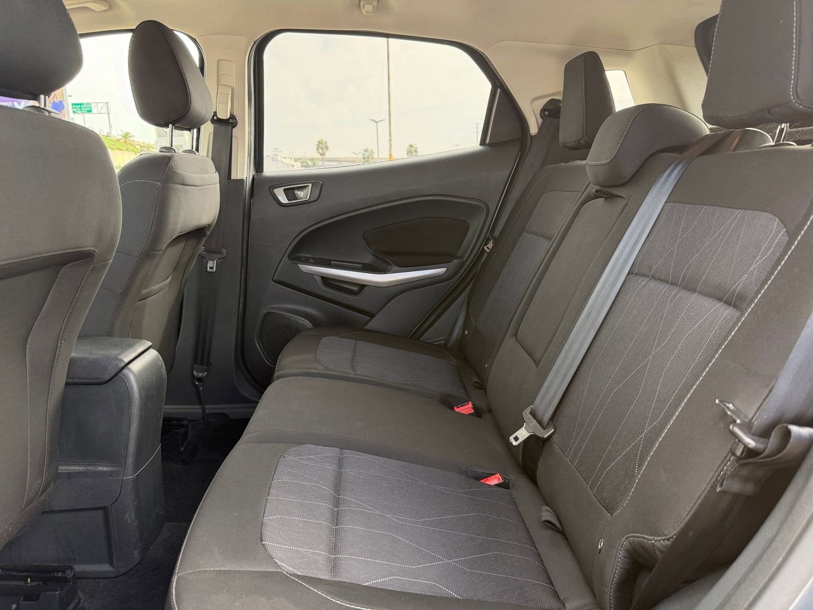 Thumbnail: 2021 Ford EcoSport - 23